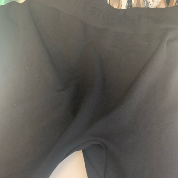 5 for $25- Body-wear by Bali size small - Picture 8 of 10